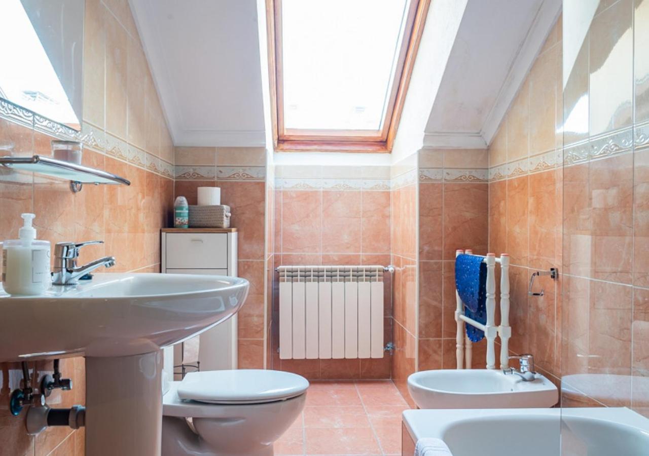 Apartamento Irene Centrico Con Wifi Y Parking Coche Tamano Medio Onís Zewnętrze zdjęcie