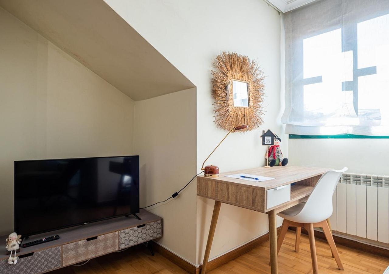 Apartamento Irene Centrico Con Wifi Y Parking Coche Tamano Medio Onís Zewnętrze zdjęcie